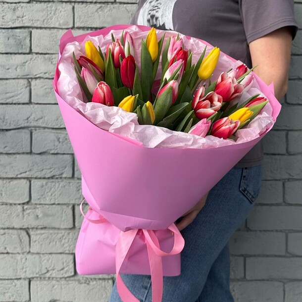 Букет "валентинка", артикул F1520053 - 5500 рублей, доставка по городу. Flawery - доставка цветов