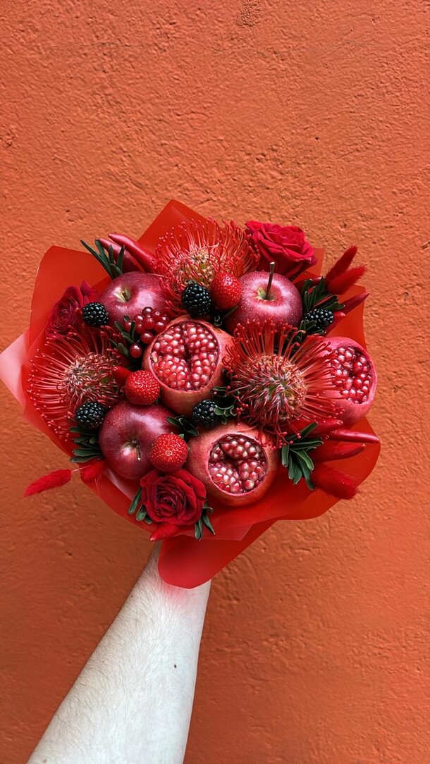 Экстравагантный, артикул F1497149 - 9900 рублей, доставка по городу. Flawery - доставка цветов