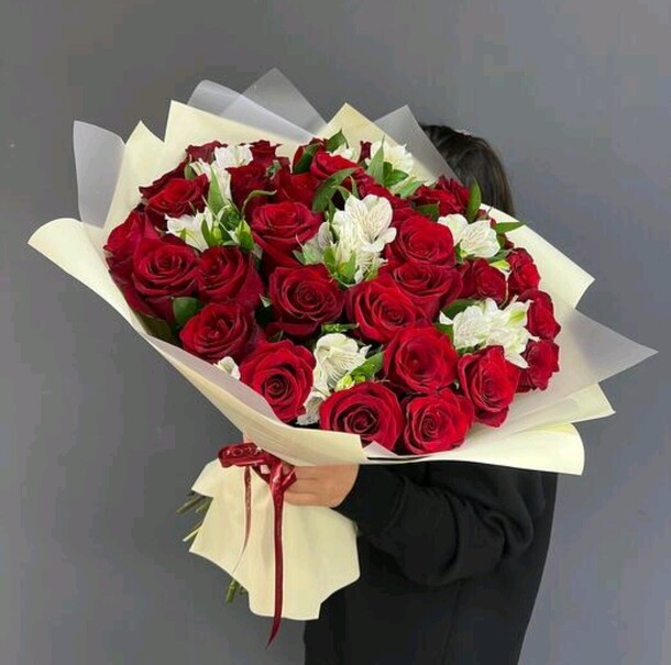 Букет огромная любовь, артикул F1346907 - 14200 рублей, доставка по городу. Flawery - доставка цветов