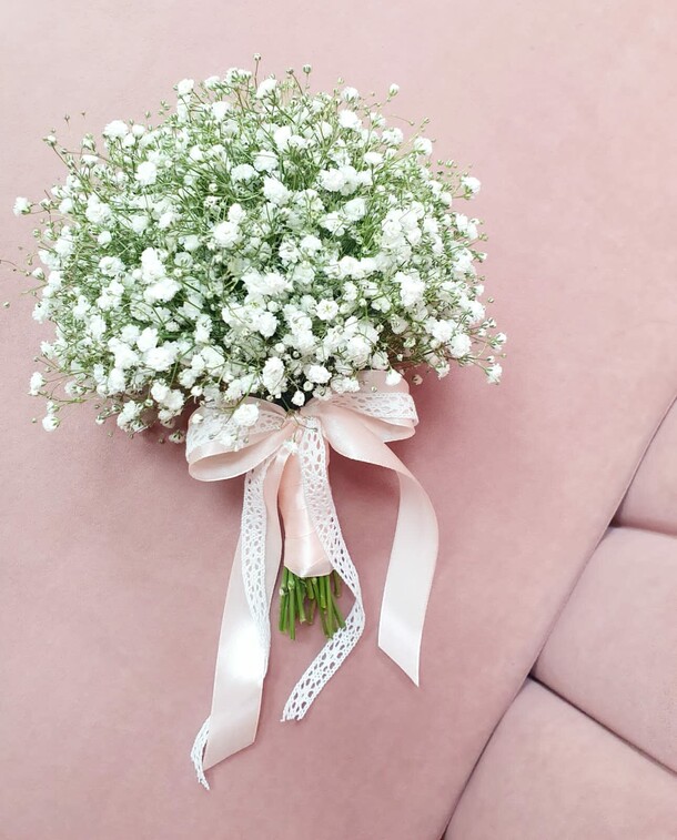 Букет невесты из гипсофил, артикул F1239051 - 10791 рублей, доставка по городу. Flawery - доставка цветов