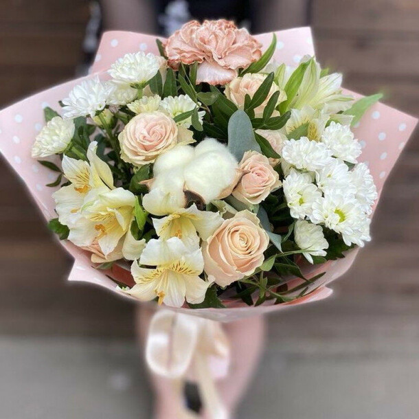 Сборный букет «любимой», артикул F1251672 - 5445 рублей, доставка по городу. Flawery - доставка цветов