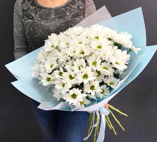 Букет хризантем, артикул F1255332 - 4510 рублей, доставка по городу. Flawery - доставка цветов