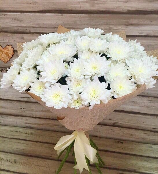 Букет хризантем, артикул F1255334 - 4510 рублей, доставка по городу. Flawery - доставка цветов