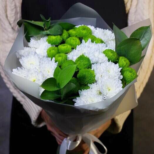 Букет хризантем, артикул F1255335 - 4786 рублей, доставка по городу. Flawery - доставка цветов