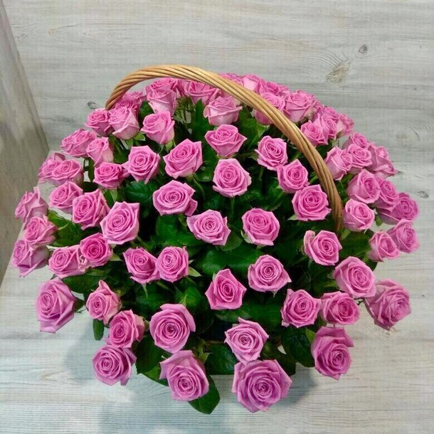 Корзина роз, артикул F1255371 - 38610 рублей, доставка по городу. Flawery - доставка цветов