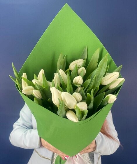 Букет тюльпанов, артикул F1255484 - 6875 рублей, доставка по городу. Flawery - доставка цветов