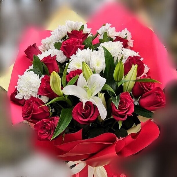 Букет цветов, артикул F1255886 - 9075 рублей, доставка по городу. Flawery - доставка цветов