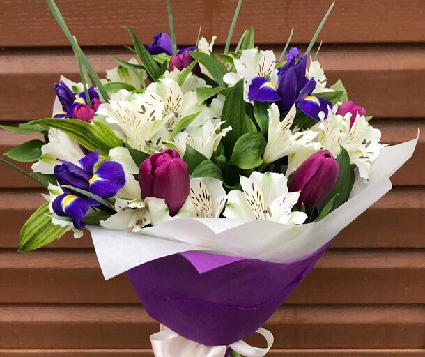 Букет цветов, артикул F1255997 - 5005 рублей, доставка по городу. Flawery - доставка цветов