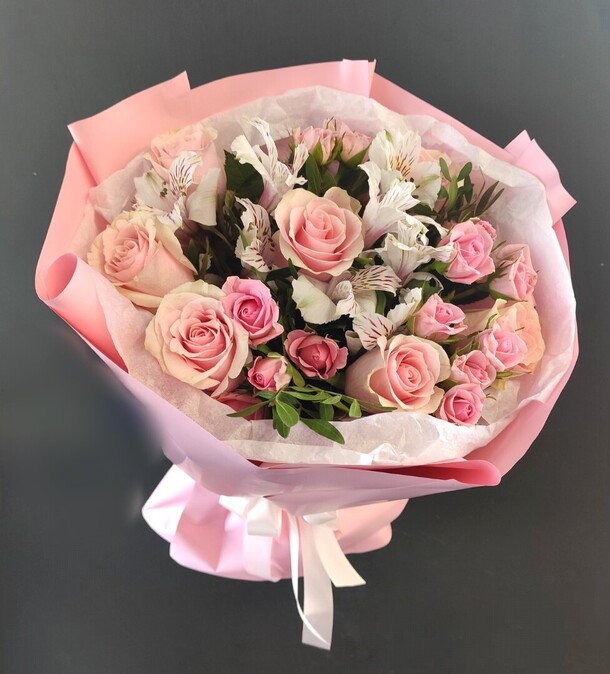 Букет цветов, артикул F1256632 - 4895 рублей, доставка по городу. Flawery - доставка цветов