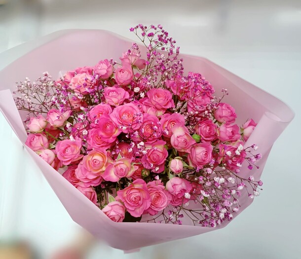 Букет «розовые мечты», артикул F1256937 - 5391 рублей, доставка по городу. Flawery - доставка цветов