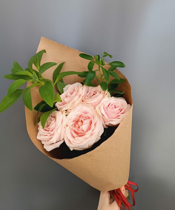 Букет роз, артикул F1273718 - 2915 рублей, доставка по городу. Flawery - доставка цветов