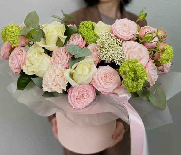 Авторский букет «цветы для любимой», артикул F1277136 - 8085 рублей, доставка по городу. Flawery - доставка цветов