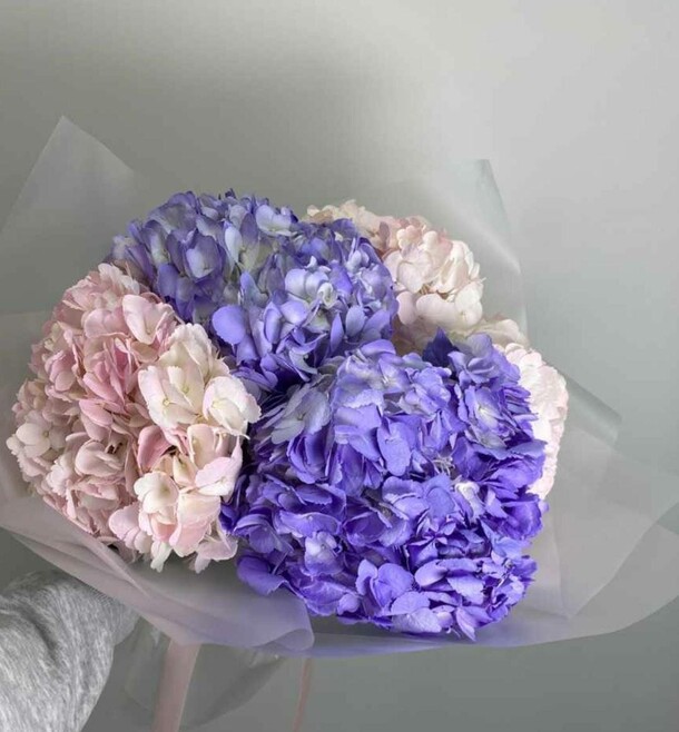 Букет гортензий, артикул F1281278 - 4620 рублей, доставка по городу. Flawery - доставка цветов