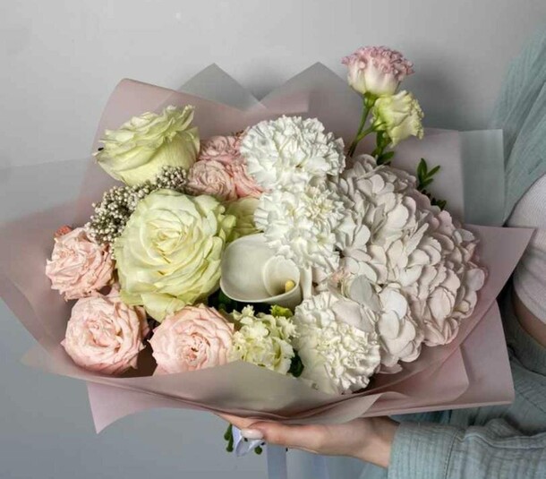 Авторский букет «нежность», артикул F1291550 - 8580 рублей, доставка по городу. Flawery - доставка цветов