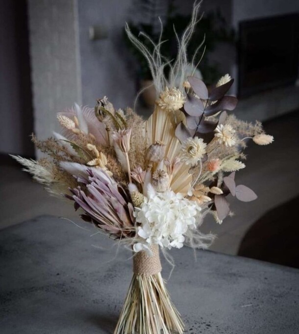 Букет невесты протея, артикул F1329397 - 12725 рублей, доставка по городу. Flawery - доставка цветов