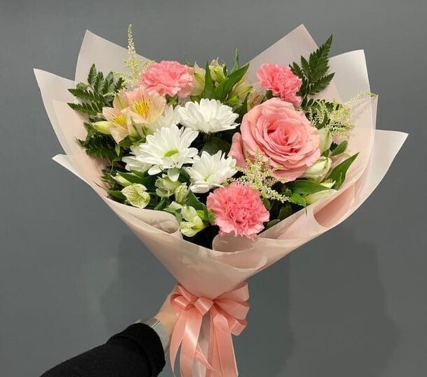 Букет «гарден», артикул F1329806 - 5400 рублей, доставка по городу. Flawery - доставка цветов