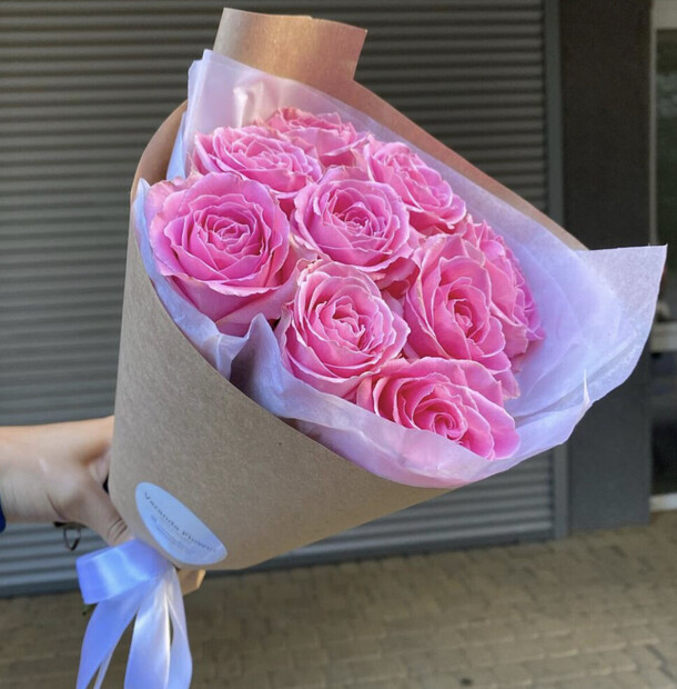 Розовые розы, артикул F1233451 - 2046 рублей, доставка по городу. Flawery - доставка цветов