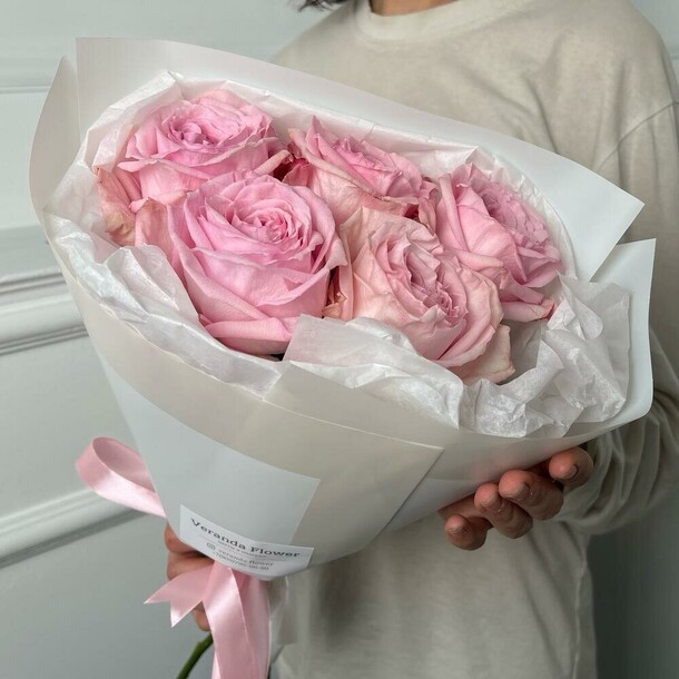 Ароматные розы премиум класс, артикул F1233470 - 2739 рублей, доставка по городу. Flawery - доставка цветов