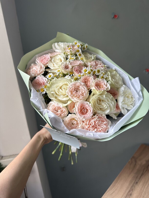 Нежная 🌷, артикул F1289723 - 4950 рублей, доставка по городу. Flawery - доставка цветов