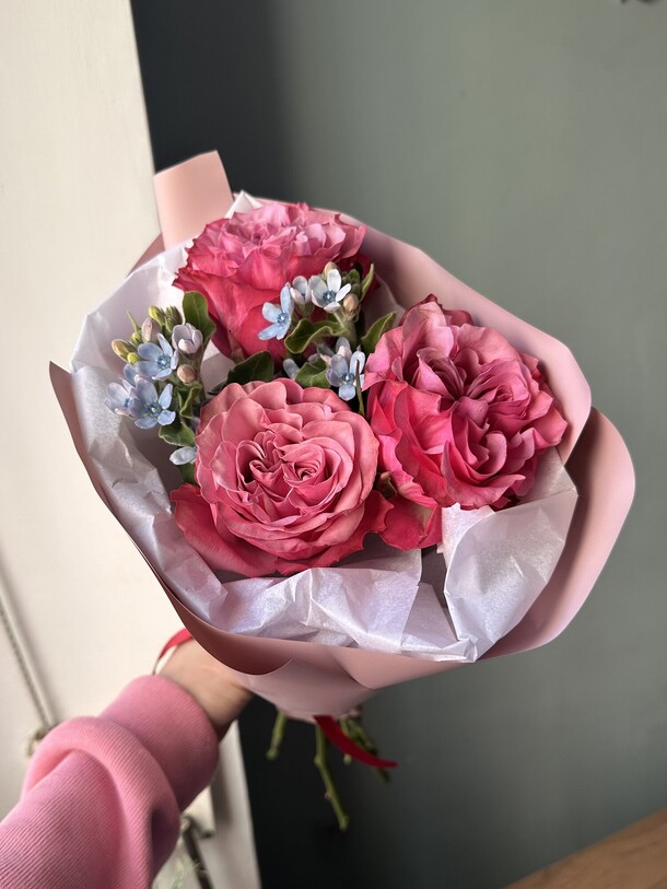 Пионовидная любовь, артикул F1407390 - 2200 рублей, доставка по городу. Flawery - доставка цветов