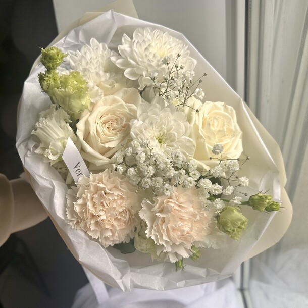 Букет с пионовидными розами, артикул F1433141 - 2750 рублей, доставка по городу. Flawery - доставка цветов