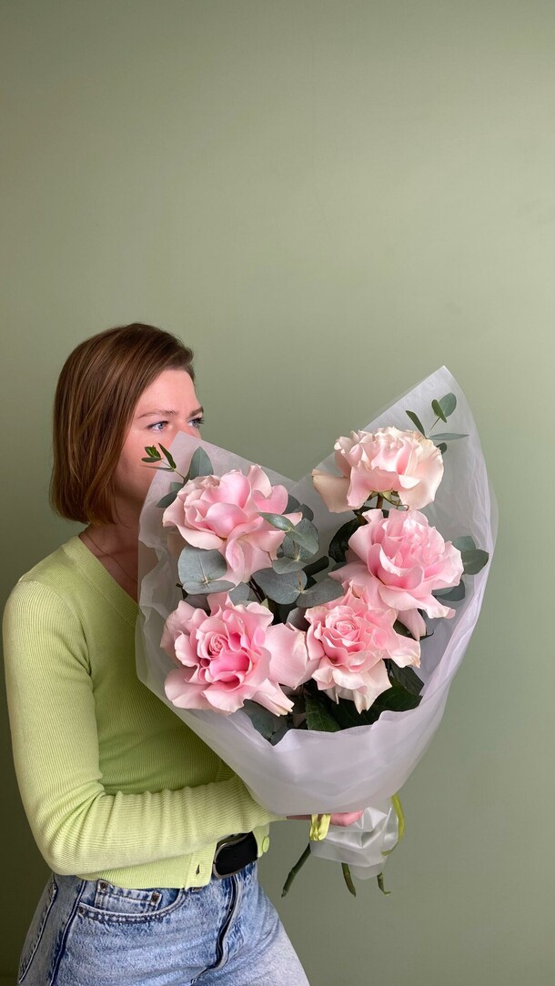 High-fashion букет "зашифрованное послание 10.0", артикул F1456845 - 4880 рублей, доставка по городу. Flawery - доставка цветов