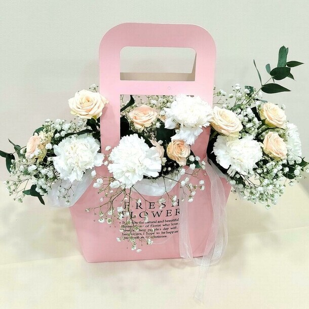 Корзина с цветами "нежность роз", артикул F1290287 - 3500 рублей, доставка по городу. Flawery - доставка цветов