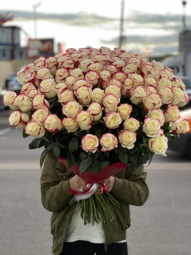 101 эквадорская роза, артикул F1080271 - 65999 рублей, доставка по городу. Flawery - доставка цветов