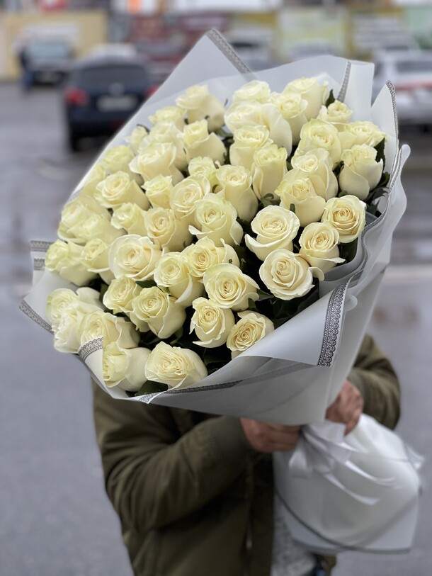 Эквадорские розы, артикул F1139823 - 27499 рублей, доставка по городу. Flawery - доставка цветов