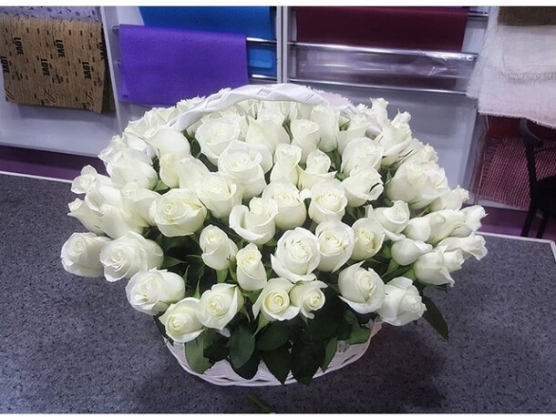 Белый сад, артикул F22402 - 32999 рублей, доставка по городу. Flawery - доставка цветов