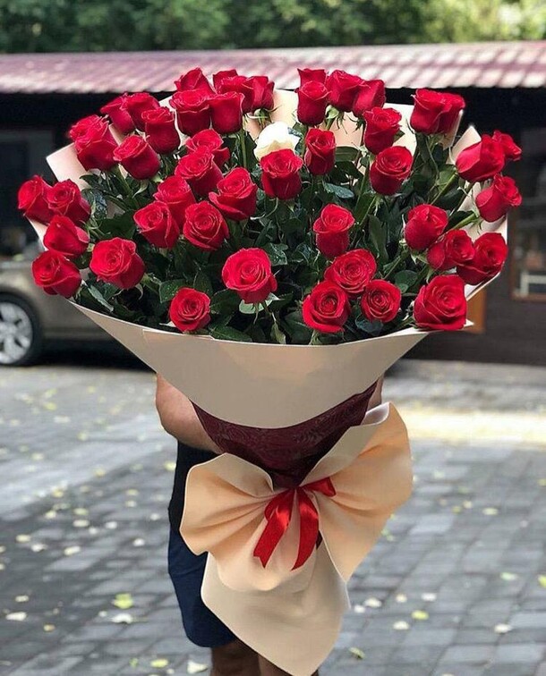 Красота роз, артикул F32899 - 27499 рублей, доставка по городу. Flawery - доставка цветов