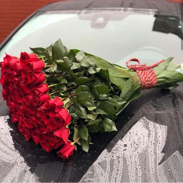 Стильные розы, артикул F32983 - 36311 рублей, доставка по городу. Flawery - доставка цветов