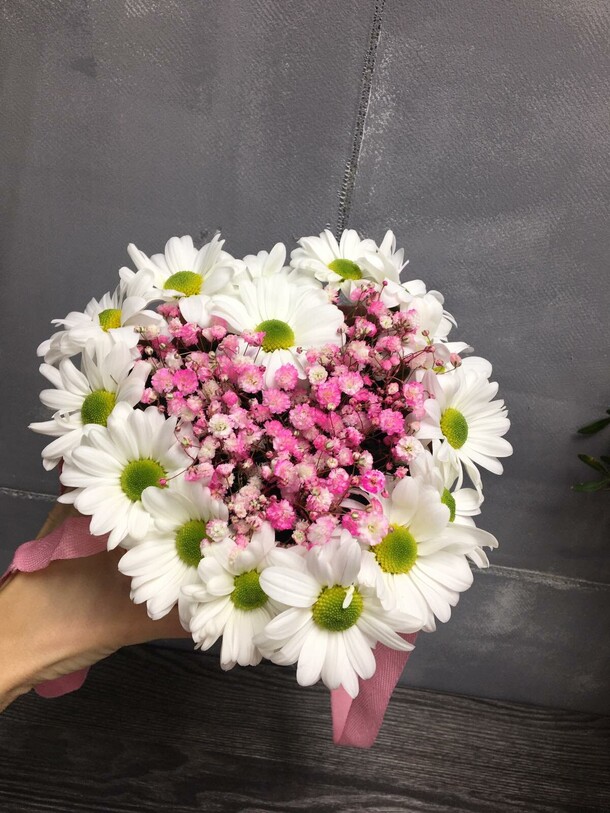 Люблю, артикул F1166118 - 2500 рублей, доставка по городу. Flawery - доставка цветов