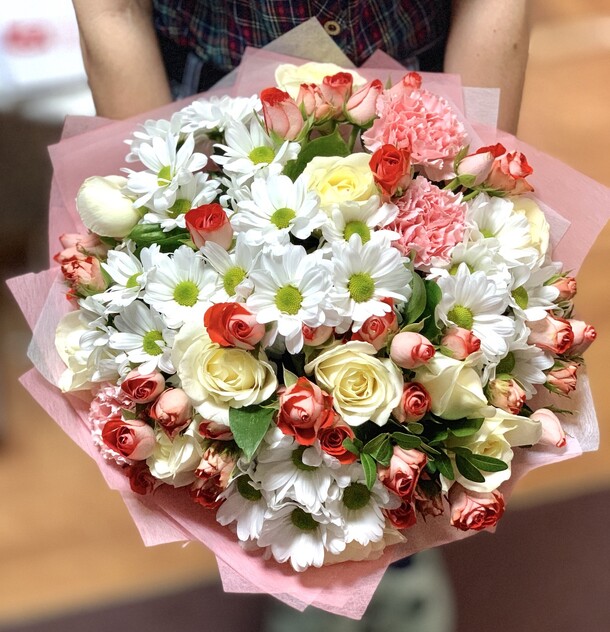 Рапсодия, артикул F42247 - 10000 рублей, доставка по городу. Flawery - доставка цветов