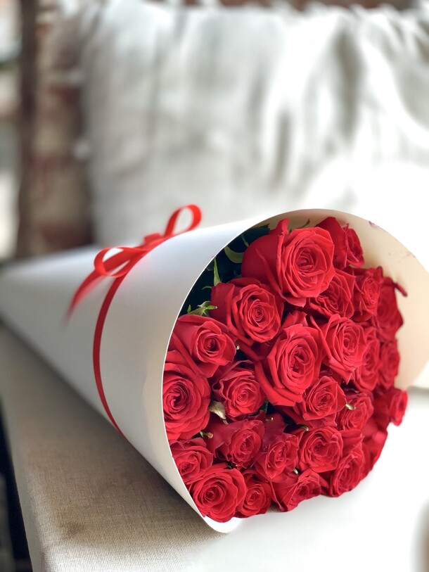 Вайт энд ред, артикул F42262 - 9075 рублей, доставка по городу. Flawery - доставка цветов