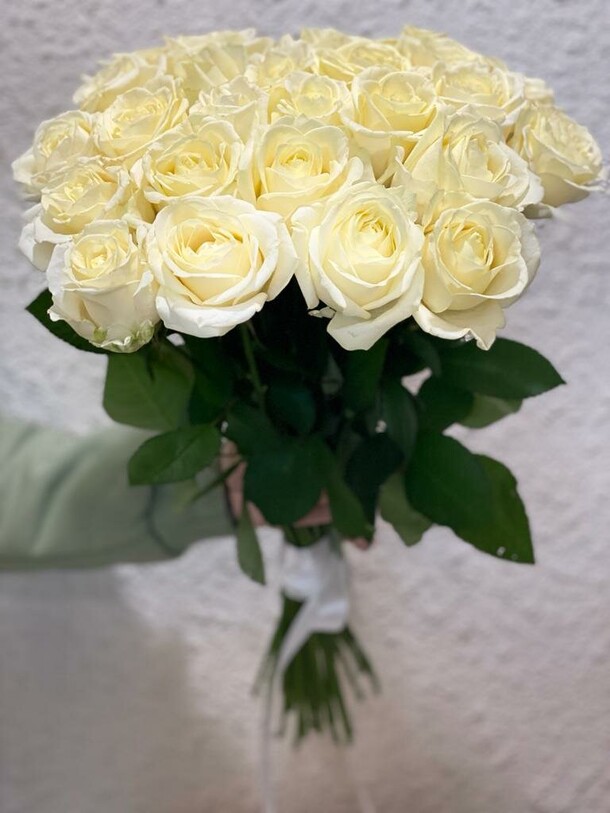 Аврора, артикул F1251409 - 12087 рублей, доставка по городу. Flawery - доставка цветов