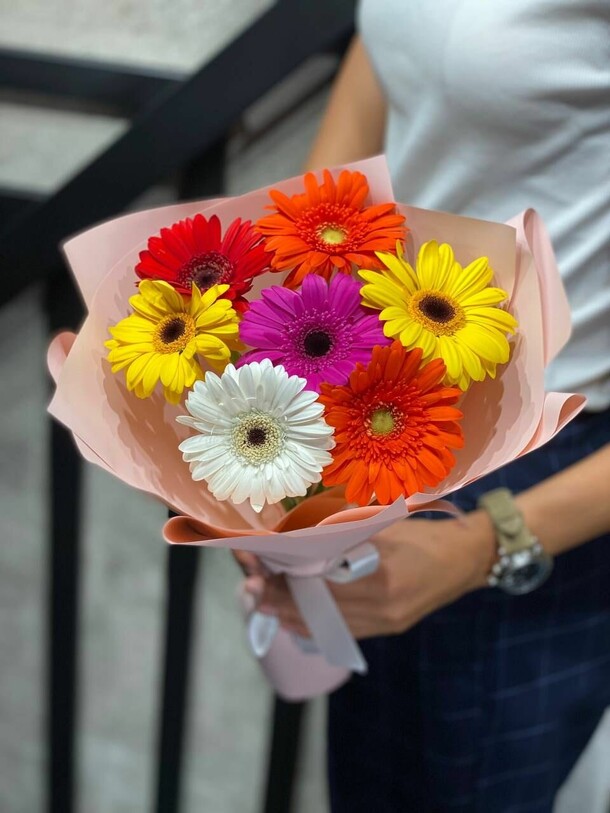 Фигаро, артикул F1251496 - 3903 рублей, доставка по городу. Flawery - доставка цветов