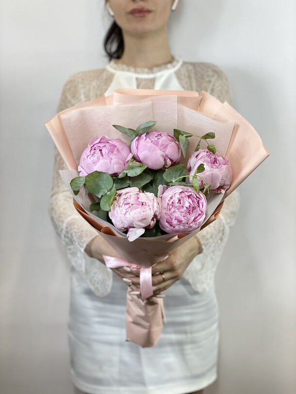 Нежность, артикул F1265499 - 9151 рублей, доставка по городу. Flawery - доставка цветов