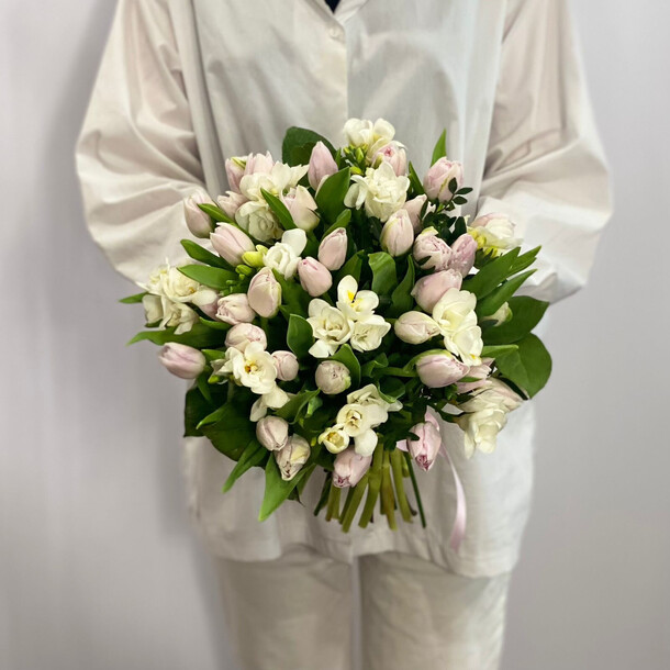 Нежный, артикул F1267530 - 24100 рублей, доставка по городу. Flawery - доставка цветов