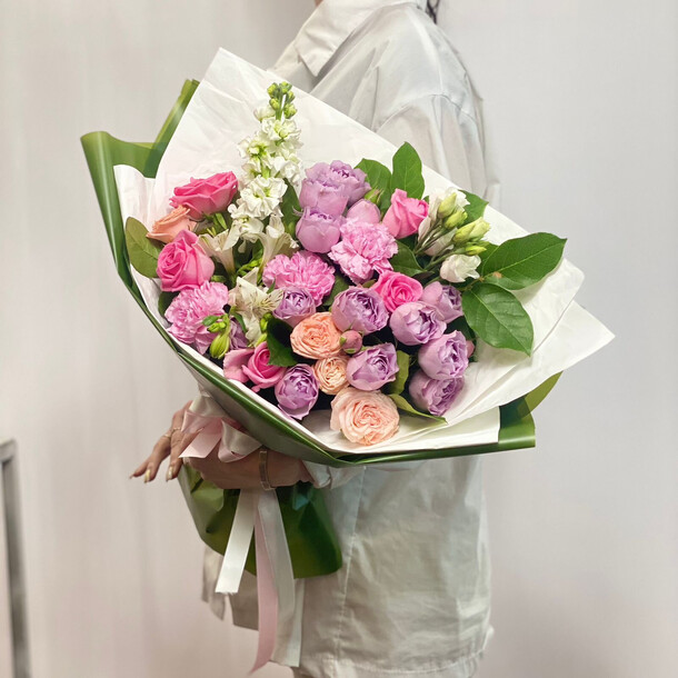 Модель, артикул F1267591 - 17130 рублей, доставка по городу. Flawery - доставка цветов