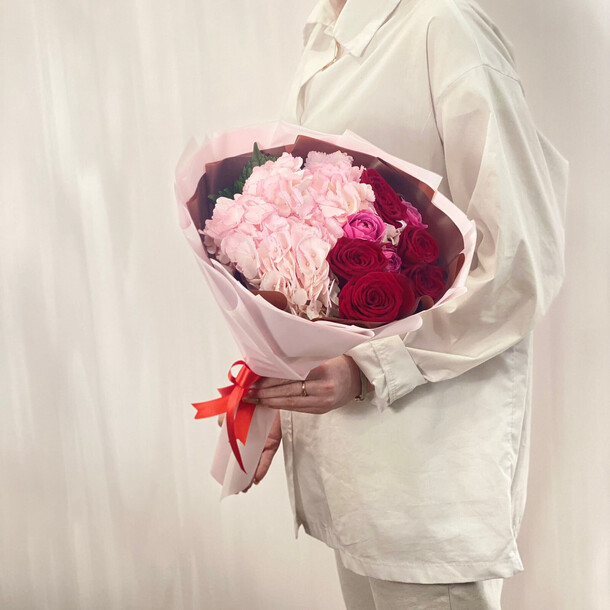 Олимпия, артикул F1267616 - 7086 рублей, доставка по городу. Flawery - доставка цветов