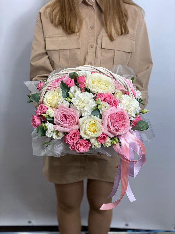 Белые ночи, артикул F1267666 - 27071 рублей, доставка по городу. Flawery - доставка цветов