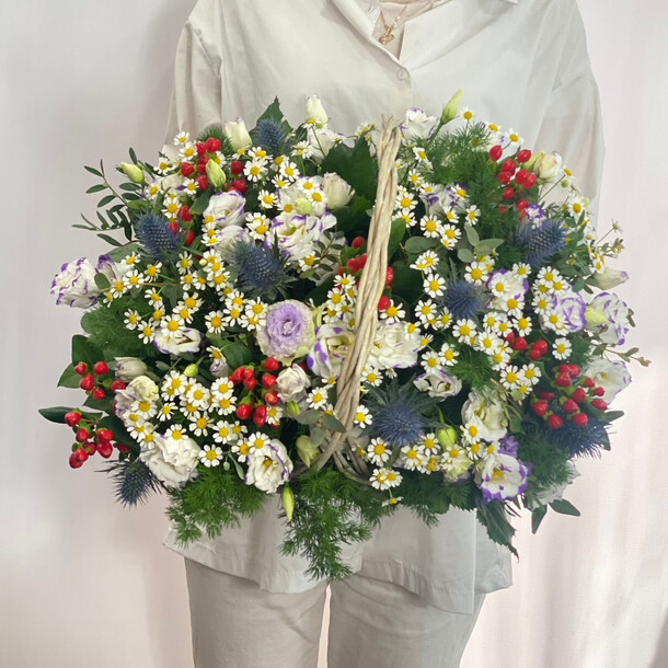 Компи, артикул F1267667 - 25753 рублей, доставка по городу. Flawery - доставка цветов