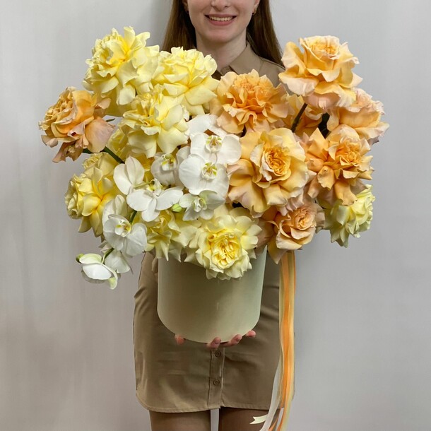 Весна, артикул F1268235 - 24729 рублей, доставка по городу. Flawery - доставка цветов