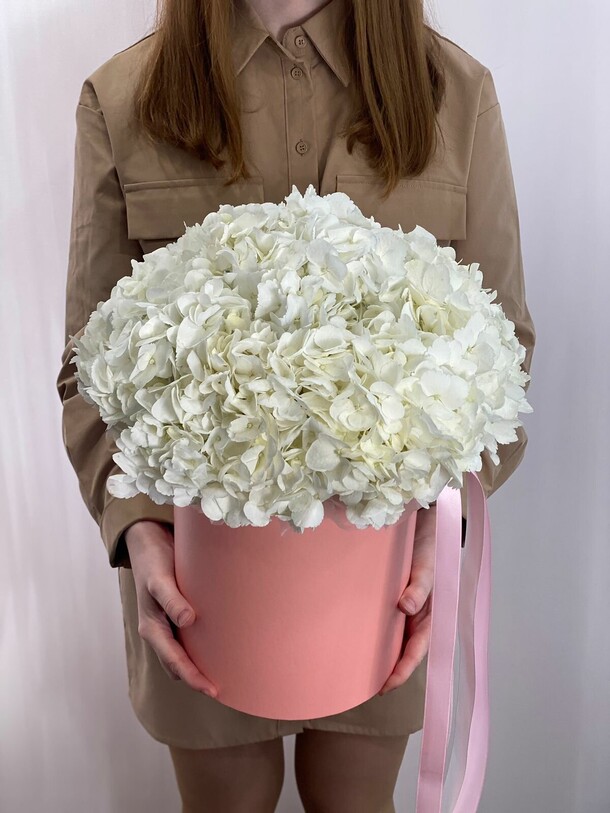 Облако ⛅️, артикул F1268236 - 10395 рублей, доставка по городу. Flawery - доставка цветов