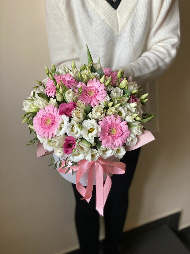 Кабаре🌸, артикул F1268298 - 23718 рублей, доставка по городу. Flawery - доставка цветов