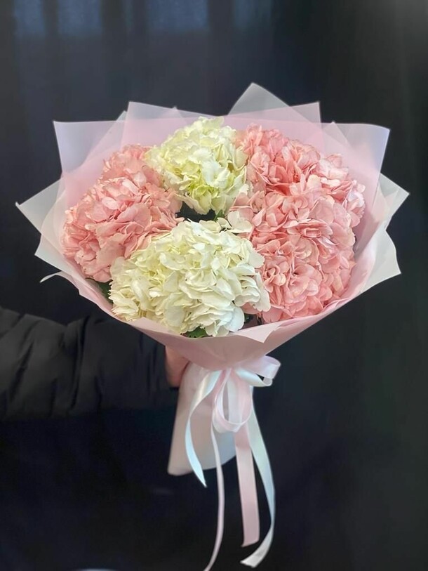 Флафф, артикул F1268304 - 9041 рублей, доставка по городу. Flawery - доставка цветов