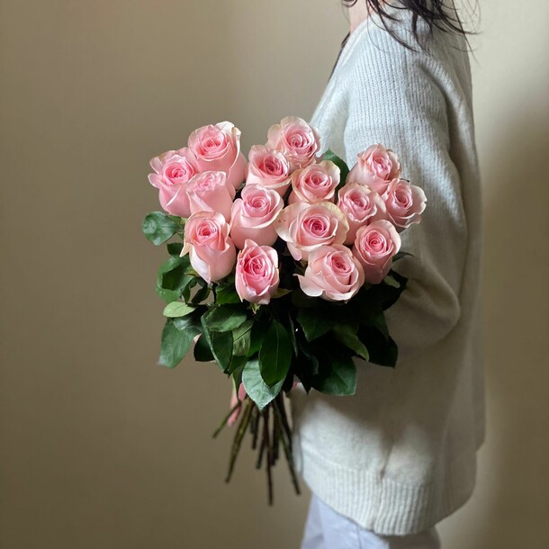 15 роз эквадор, артикул F1268306 - 10277 рублей, доставка по городу. Flawery - доставка цветов