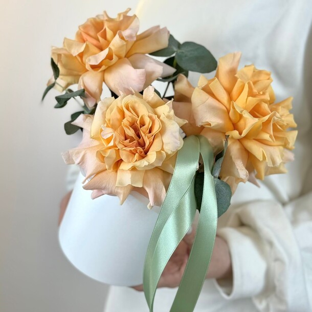 Купидон 🪷, артикул F1269641 - 3721 рублей, доставка по городу. Flawery - доставка цветов