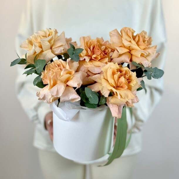 Омега 🌿, артикул F1269645 - 5173 рублей, доставка по городу. Flawery - доставка цветов